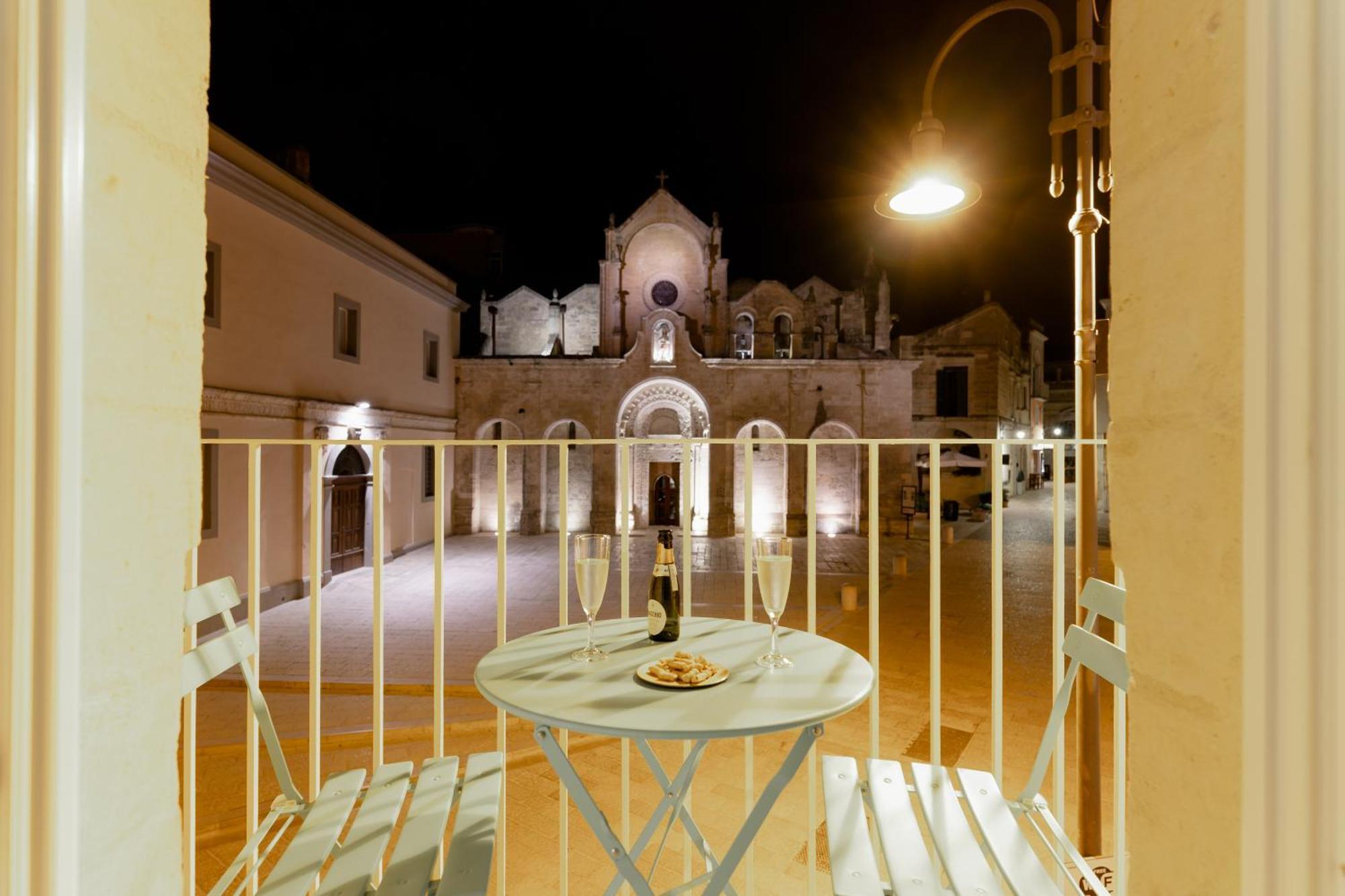Palazzo Virgintino - Sassi Rooms Matera Exterior photo